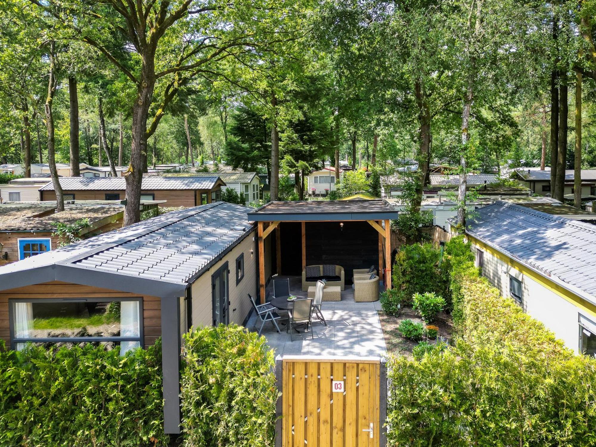 Veluwe Hoenderloo Luxury Chalet With Private Sauna And Hot Tub - Swimming Pool Tennis Court Supermarket Bowling Alley Theatre And Entertainment For Children Екстер'єр фото