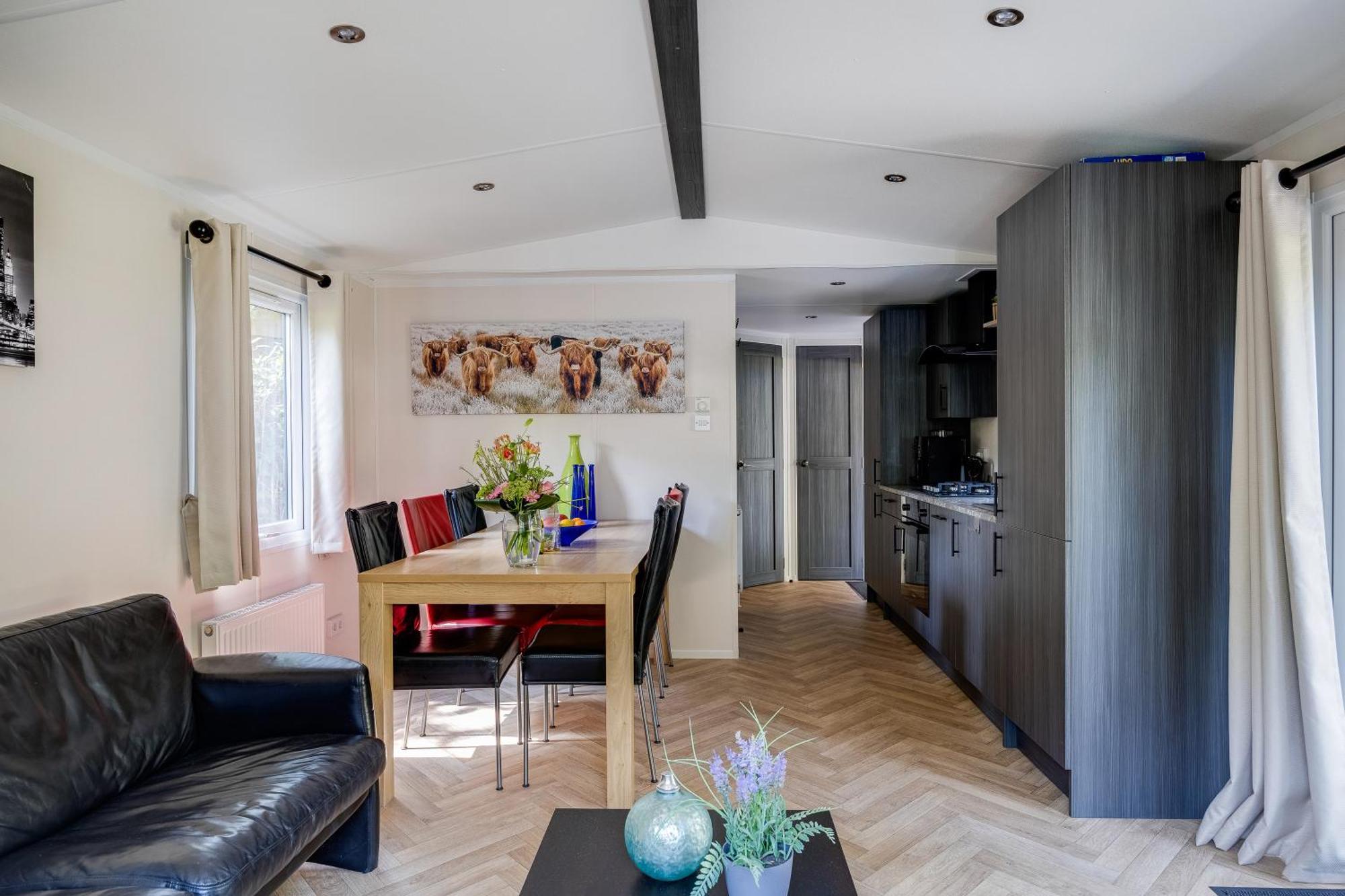 Veluwe Hoenderloo Luxury Chalet With Private Sauna And Hot Tub - Swimming Pool Tennis Court Supermarket Bowling Alley Theatre And Entertainment For Children Екстер'єр фото